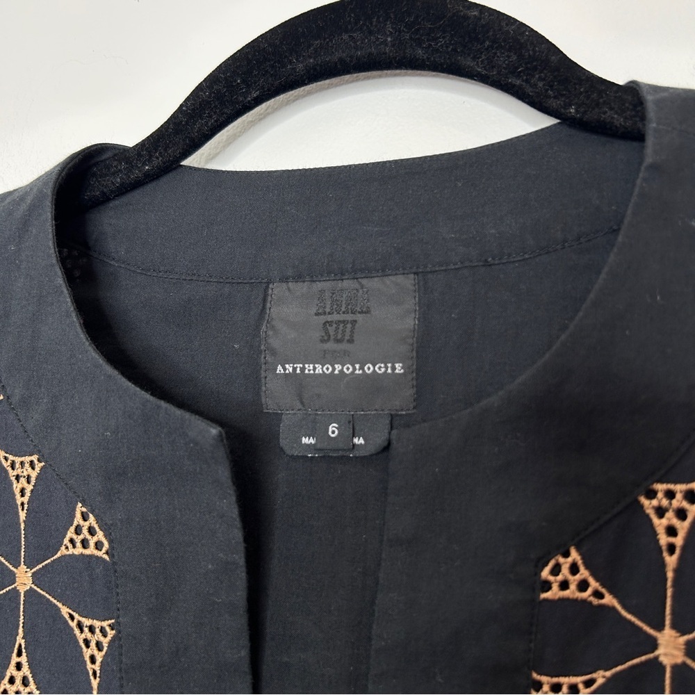 Anna Sui x Anthropologie Black Floral Embroidered Shift Dress Size 6 Mod Retro - Picture 6 of 6